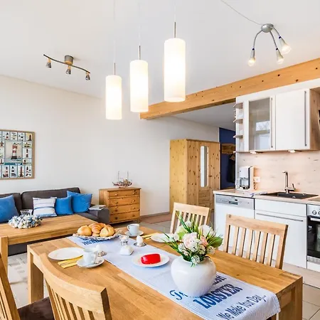 Nr 17 Penthouse Meerblick 아파트